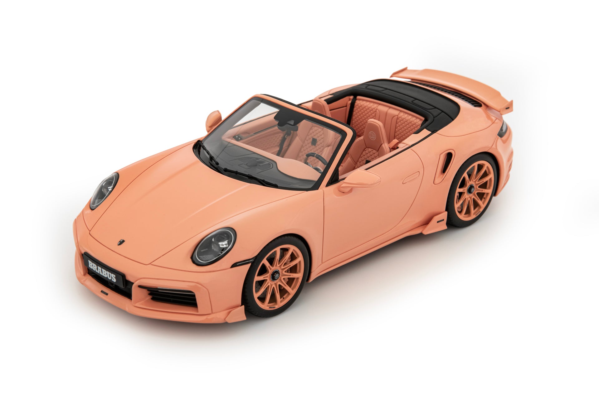 BRABUS 900 Peetch 1:18
