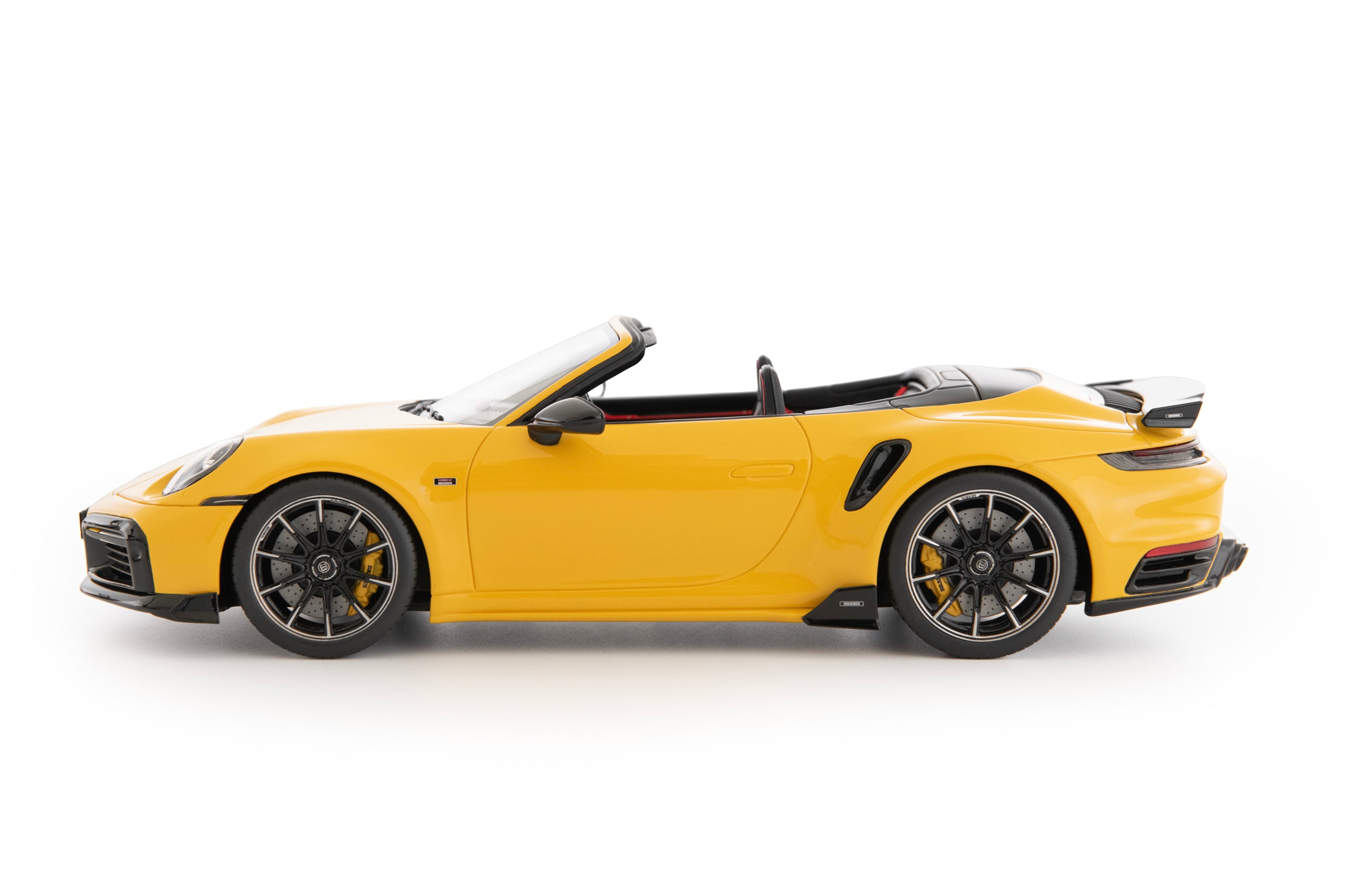 BRABUS 900 Yellow 1:18